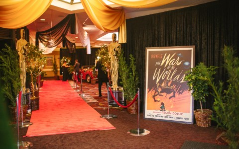 the entrance to an oscar themed event